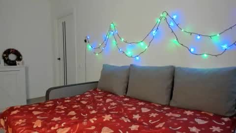 Anna online show from November 28, 3:25 pm