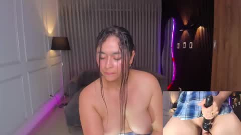 Snapshot of _anna_parker_ chatting on February 28, 8:32 pm Ana online show from February 28, 8:32 pm