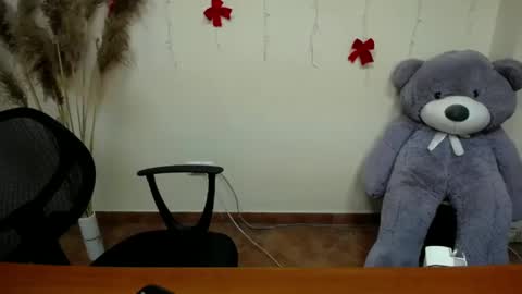 Anna online show from December 30, 10:32 am