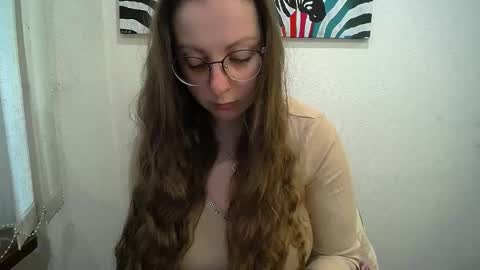 Anna online show from February 4, 7:36 am