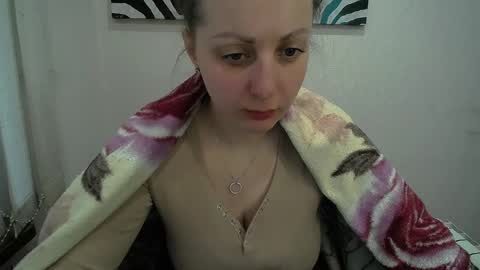 Anna online show from April 9, 9:47 am