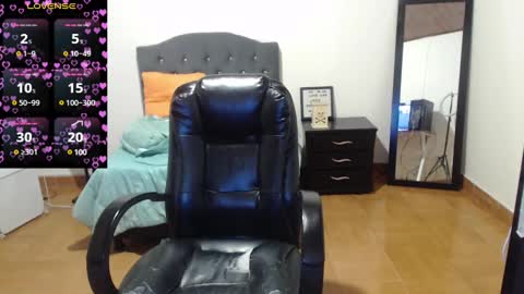 Anne online show from December 28, 11:52 am