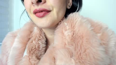 Snapshot of _antomouth_paradise chatting on December 10, 10:28 am antonia online show from December 10, 10:28 am