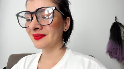 Snapshot of _antomouth_paradise chatting on January 11, 11:35 pm antonia online show from January 11, 11:35 pm