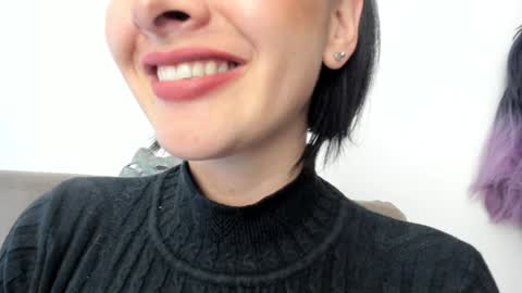 Snapshot of _antomouth_paradise chatting on January 13, 7:53 pm antonia online show from January 13, 7:53 pm