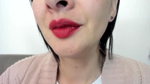 Snapshot of _antomouth_paradise chatting on January 16, 9:48 am antonia online show from January 16, 9:48 am