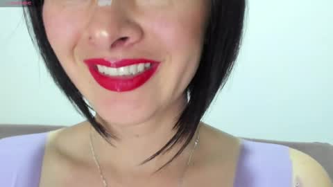 Snapshot of _antomouth_paradise chatting on February 25, 10:18 pm antonia online show from February 25, 10:18 pm