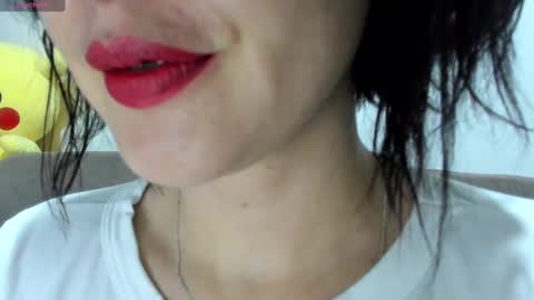 Snapshot of _antomouth_paradise chatting on March 4, 9:51 am antonia online show from March 4, 9:51 am