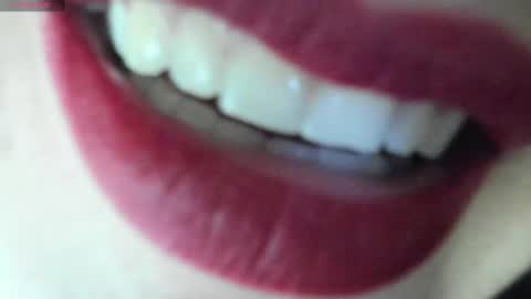 Snapshot of _antomouth_paradise chatting on March 11, 9:04 pm antonia online show from March 11, 9:04 pm