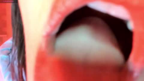 Snapshot of _antomouth_paradise chatting on October 16, 10:27 am antonia online show from October 16, 10:27 am