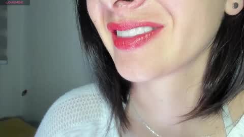 Snapshot of _antomouth_paradise chatting on October 17, 10:29 am antonia online show from October 17, 10:29 am