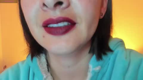 Snapshot of _antomouth_paradise chatting on November 19, 10:37 am antonia online show from November 19, 10:37 am