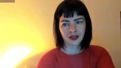 Snapshot of _antomouth_paradise chatting on December 1, 1:38 pm antonia online show from December 1, 1:38 pm