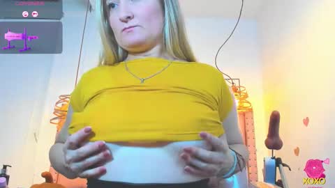 _antonella_11 online show from January 7, 10:56 pm