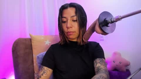 Snapshot of _antonella_dreams chatting on December 17, 3:29 pm _antonella_dreams online show from December 17, 3:29 pm