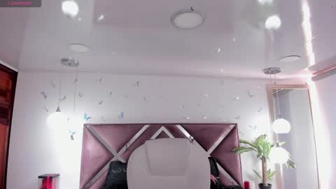 antonnela online show from January 14, 9:20 pm