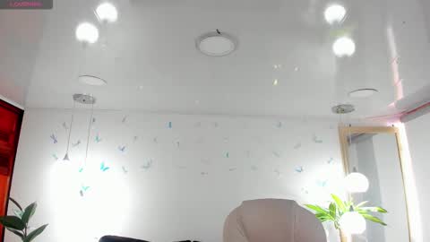 antonnela online show from February 27, 1:55 pm