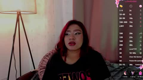 Aria online show from December 5, 9:00 pm