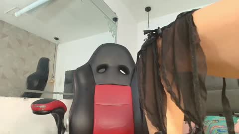 Snapshot of _arle_ chatting on March 3, 11:55 am Arlet online show from March 3, 11:55 am