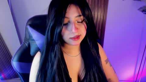   online show from March 31, 12:27 pm