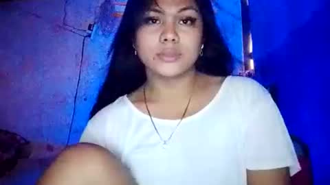 Snapshot of _asianslutyymikha_ chatting on May 20, 2:29 am _asianslutyymikha_ online show from May 20, 2:29 am