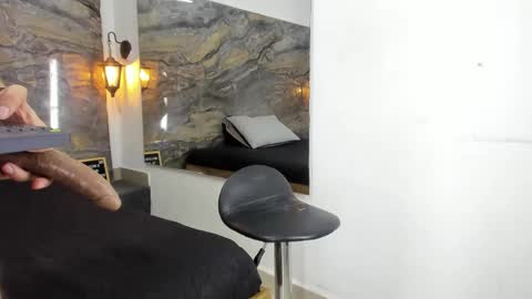 _axel_09 online show from April 16, 3:57 pm