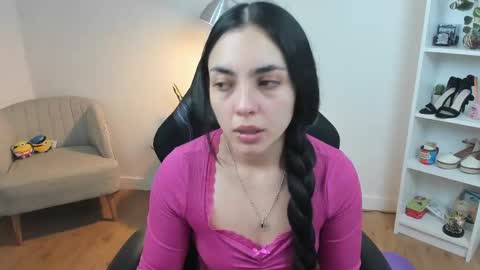 Bella Evans online show from February 12, 5:37 am