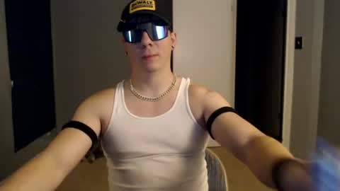 Snapshot of _bigsmok3_ chatting on August 3, 4:11 am bigsmok3 online show from August 3, 4:11 am