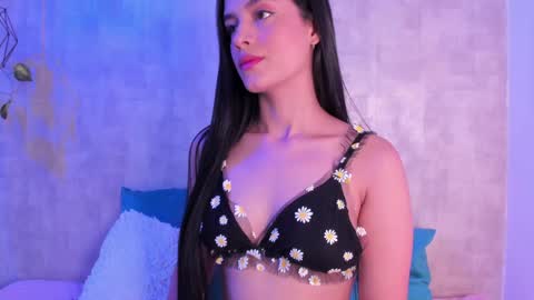 Snapshot of _bihanca chatting on December 11, 1:39 pm Bihanca online show from December 11, 1:39 pm