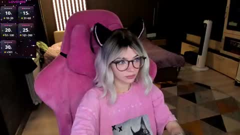 Snapshot of _black_fox__ chatting on July 29, 10:52 pm Olivia Subscribe to my Fansly - online show from July 29, 10:52 pm