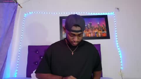 Snapshot of _black_stallion chatting on April 27, 7:01 pm Andrew online show from April 27, 7:01 pm