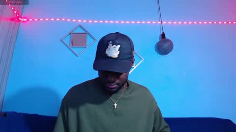 Snapshot of _black_stallion chatting on May 28, 11:40 am Andrew online show from May 28, 11:40 am