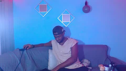 Andrew online show from June 25, 3:17 am