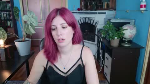 Laura online show from July 13, 11:57 am