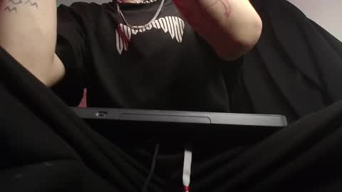 Snapshot of _blackshadow__ chatting on February 11, 6:13 pm SHADOW online show from February 11, 6:13 pm