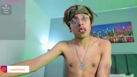Snapshot of _camilo_ortiz chatting on May 4, 8:05 pm camilo online show from May 4, 8:05 pm