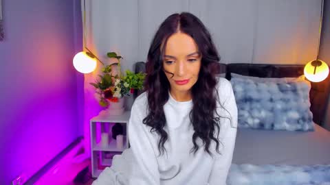 _carlawhite_ online show from March 15, 4:29 am