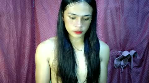 Snapshot of _caroline18_ chatting on July 2, 10:32 am Kate flores online show from July 2, 10:32 am