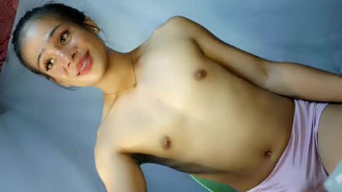 Snapshot of _caroline18_ chatting on July 21, 6:49 am Kate flores online show from July 21, 6:49 am