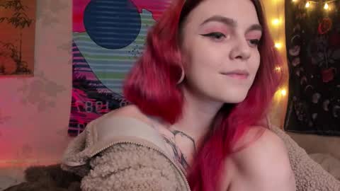 Snapshot of _caroline_coy chatting on February 9, 2:18 pm Caroline online show from February 9, 2:18 pm