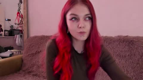 Snapshot of _caroline_coy chatting on September 24, 12:30 pm Caroline online show from September 24, 12:30 pm