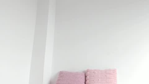 Snapshot of _cat_18 chatting on November 16, 9:42 pm You can Call me Kitty Cat online show from November 16, 9:42 pm