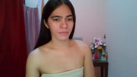 Snapshot of _celina chatting on February 14, 10:50 pm _celina online show from February 14, 10:50 pm