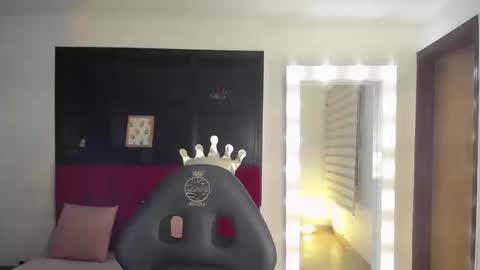 Snapshot of _charlotte_collins_ chatting on September 20, 4:30 pm _charlotte_collins_ online show from September 20, 4:30 pm