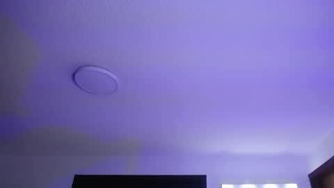 Snapshot of _charlotte_collins_ chatting on November 18, 2:43 pm _charlotte_collins_ online show from November 18, 2:43 pm