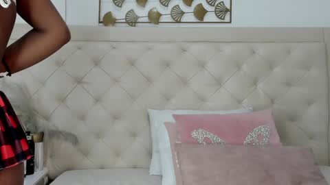 Chloe  online show from January 12, 11:39 am