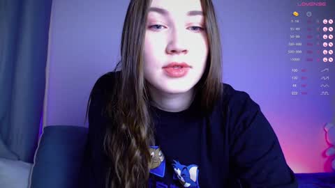 Snapshot of _chloe_miller_ chatting on December 10, 2:27 am _chloe_miller_ online show from December 10, 2:27 am