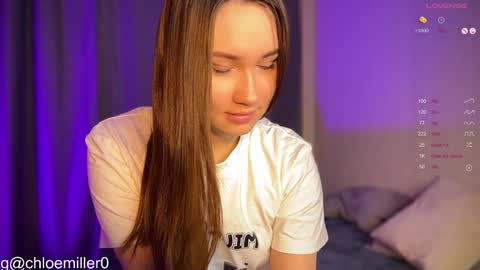 Snapshot of _chloe_miller_ chatting on December 23, 3:07 am _chloe_miller_ online show from December 23, 3:07 am