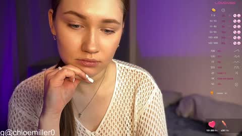 Snapshot of _chloe_miller_ chatting on December 23, 6:11 am _chloe_miller_ online show from December 23, 6:11 am