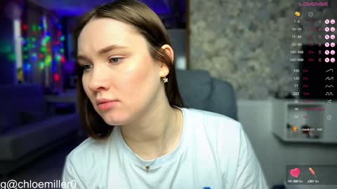 Snapshot of _chloe_miller_ chatting on January 7, 7:52 am _chloe_miller_ online show from January 7, 7:52 am